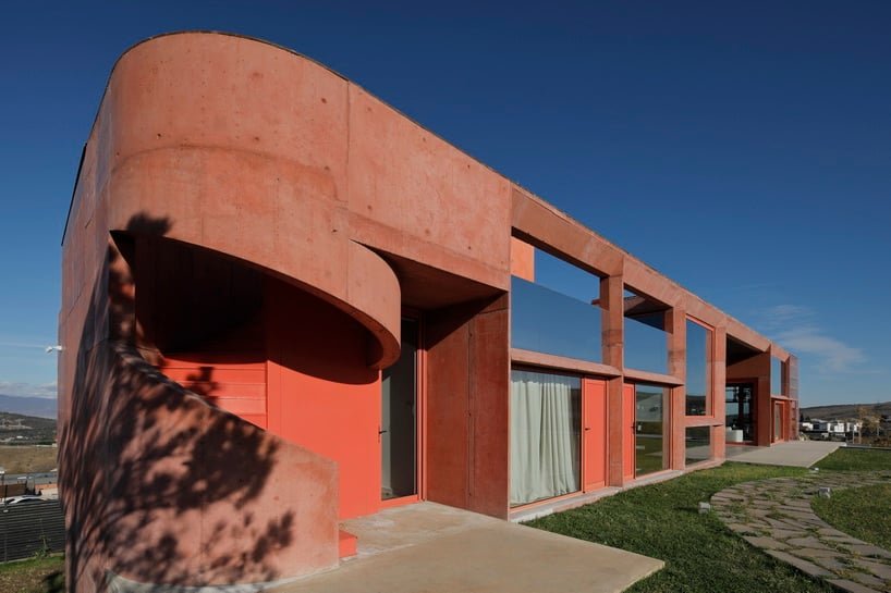 georgian mountainscape backdrops terracotta pavilion house by laboratory of architecture #3