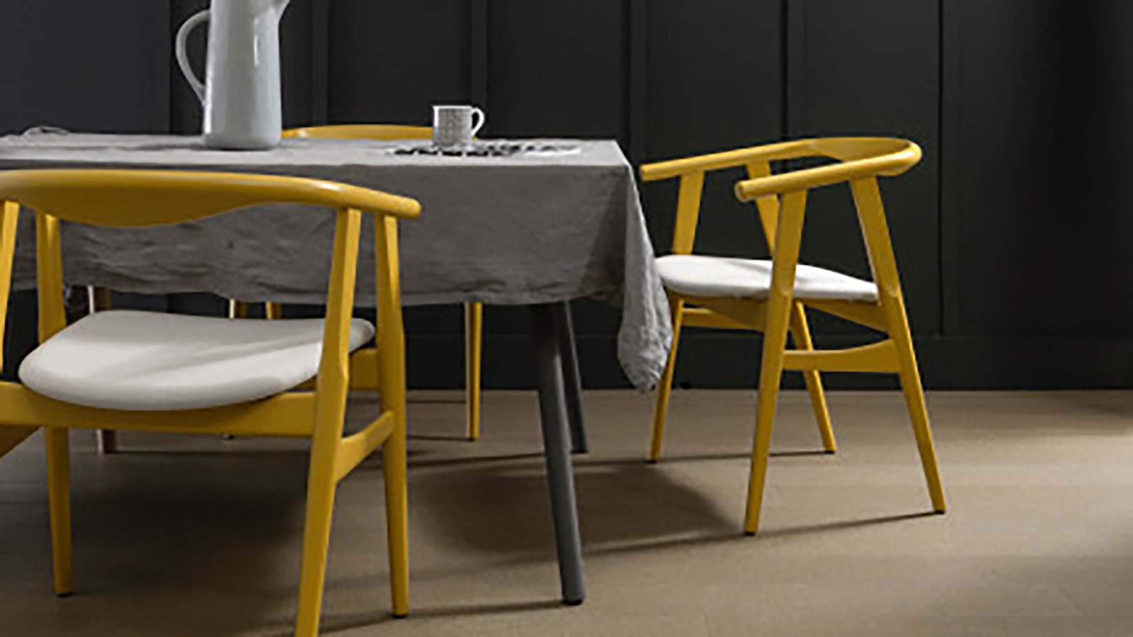 pale cork flooring in dining room