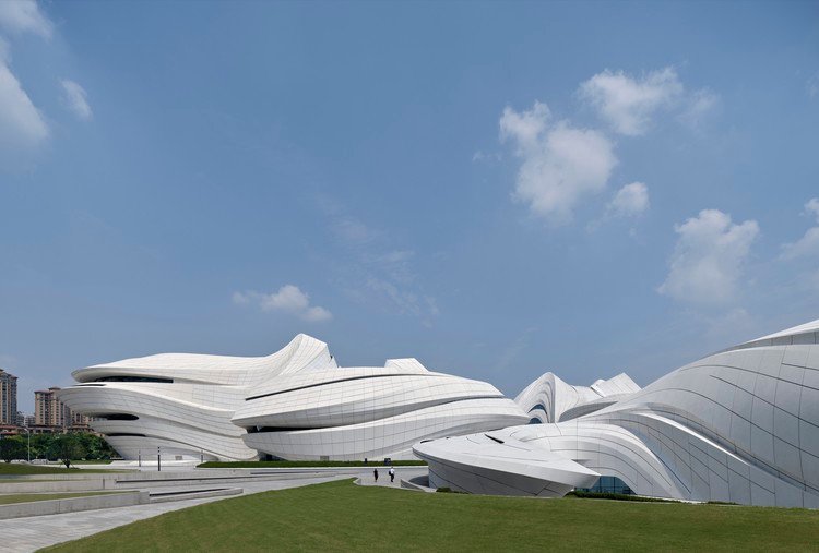 Changsha Meixihu International Culture and Art Centre / Zaha Hadid Architects - Image 4 of 53